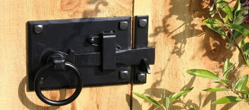 What Are the Benefits of Upgrading Your Gate Latch?