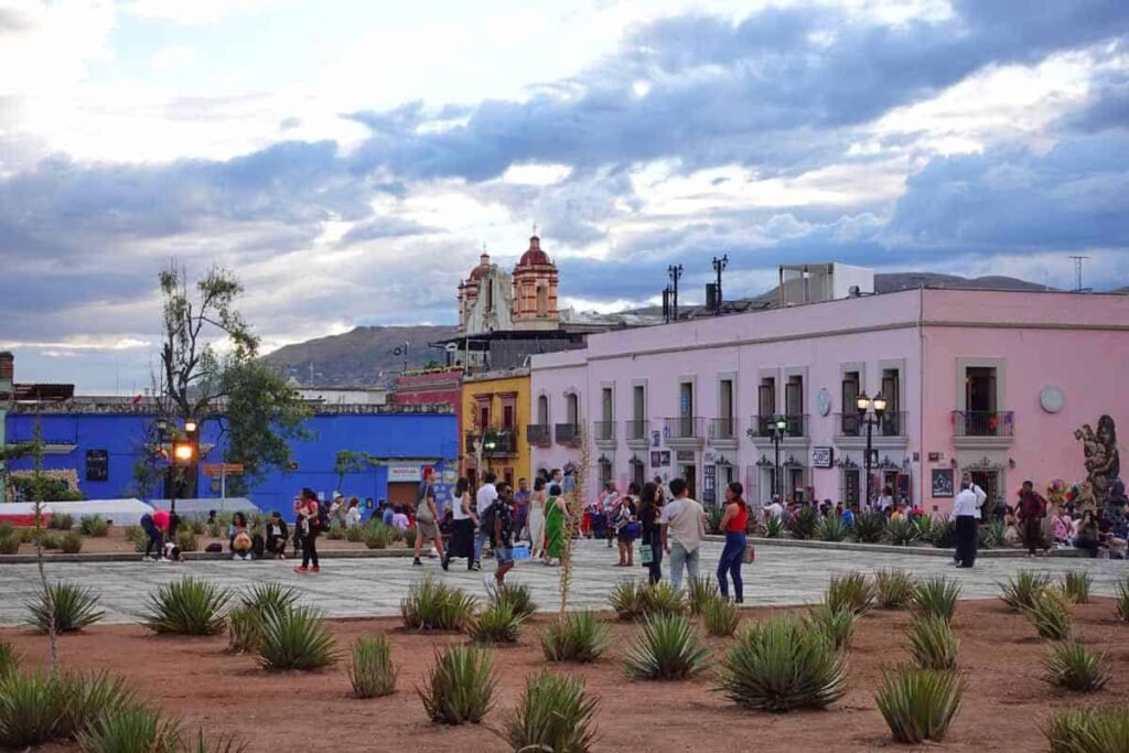 Fresno vs. Oaxaca City: Which City Is Your Perfect Match?