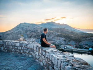 solo travel albania